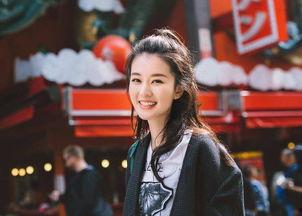 女主娱乐圈低调吃瓜文,女主的隐秘生活揭秘