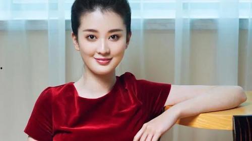 女主娱乐圈低调吃瓜,女主的隐秘生活揭秘