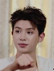 黄明昊娱乐圈吃瓜,揭秘明星幕后故事